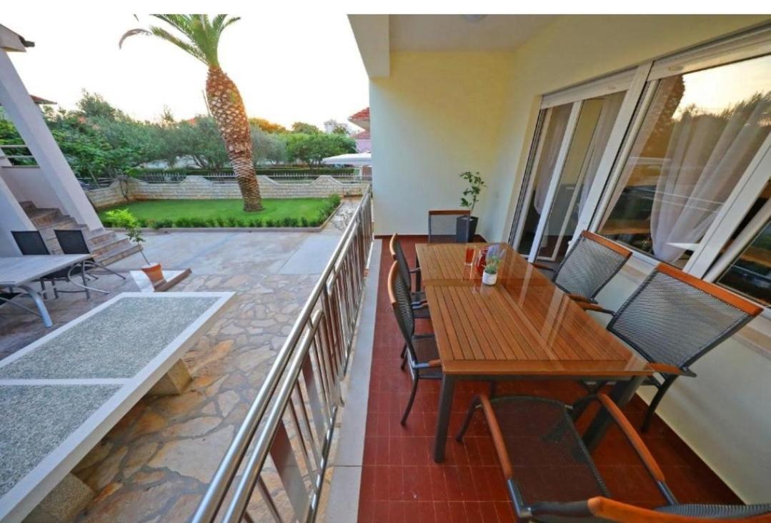 Apartments Zelic Zadar Exterior foto