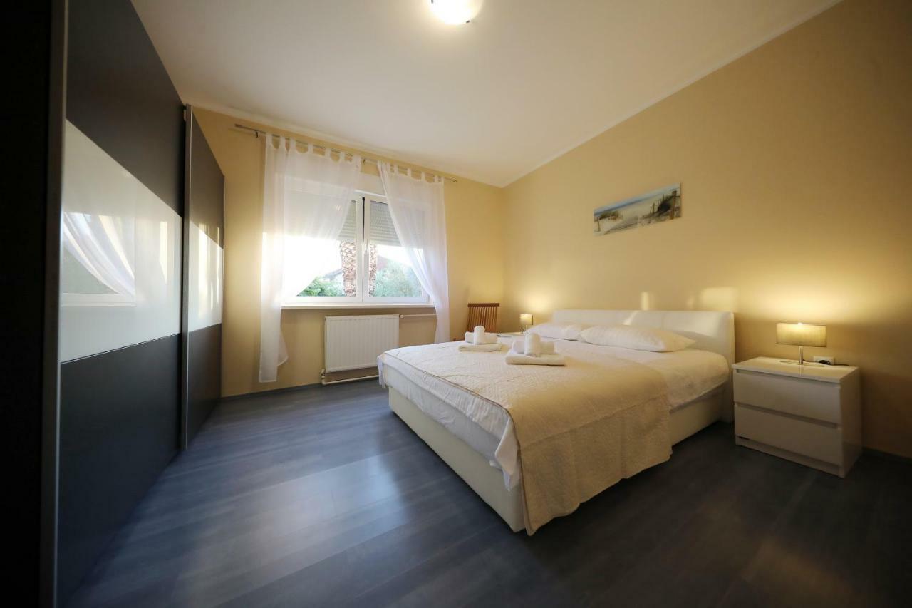 Apartments Zelic Zadar Exterior foto